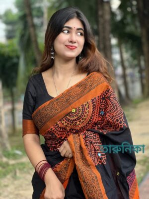 প্রিমিয়াম সুতি এম্বয়ডারী এবং সুতার কাজ করা সাথে ম্যাচিং ব্লাউস পিস EMS-8